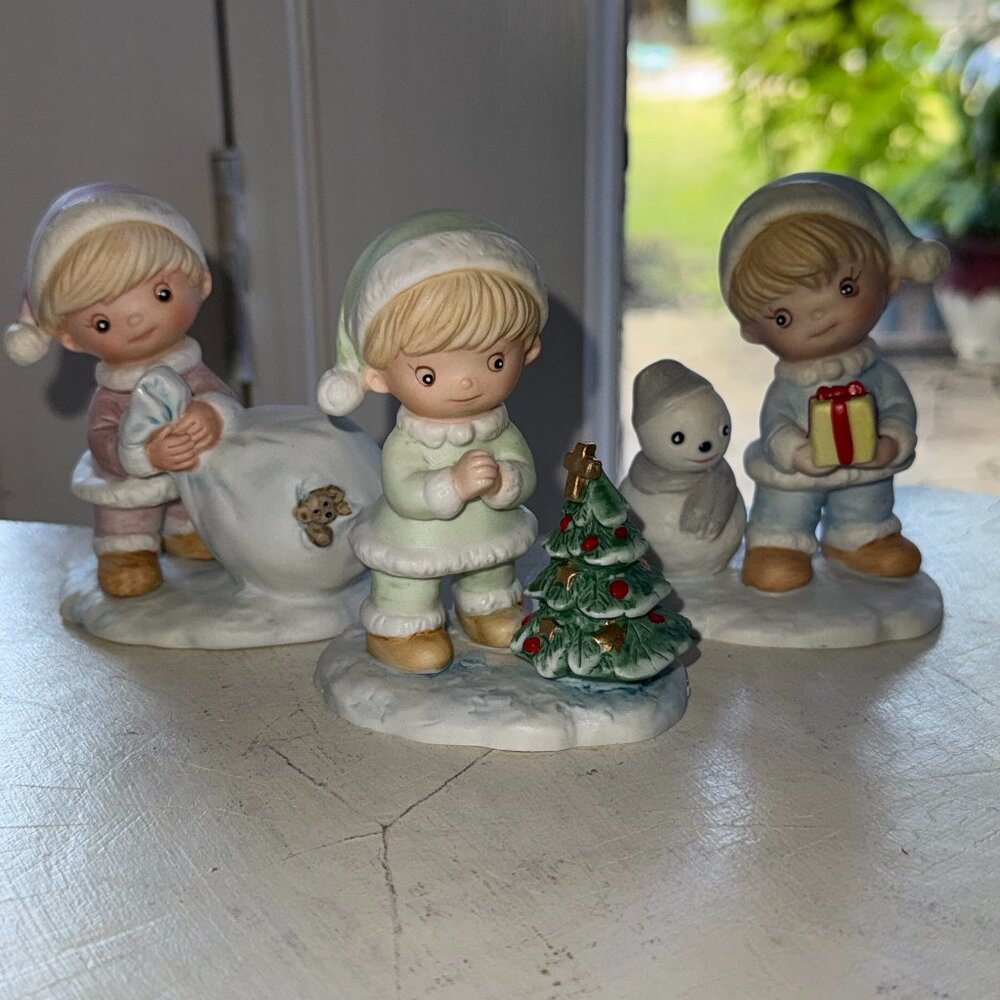 VTG Home Interiors Set Of 3 Holiday Christmas Figurines Santa Snow Children NOS